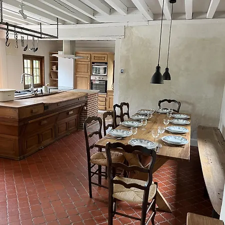 Le Pommier De Sandra * Hermival-les-Vaux